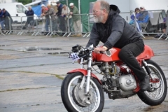 motorcycles-(12)-1479307866